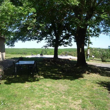 Pontours La Ferme De Bousserand מראה חיצוני תמונה