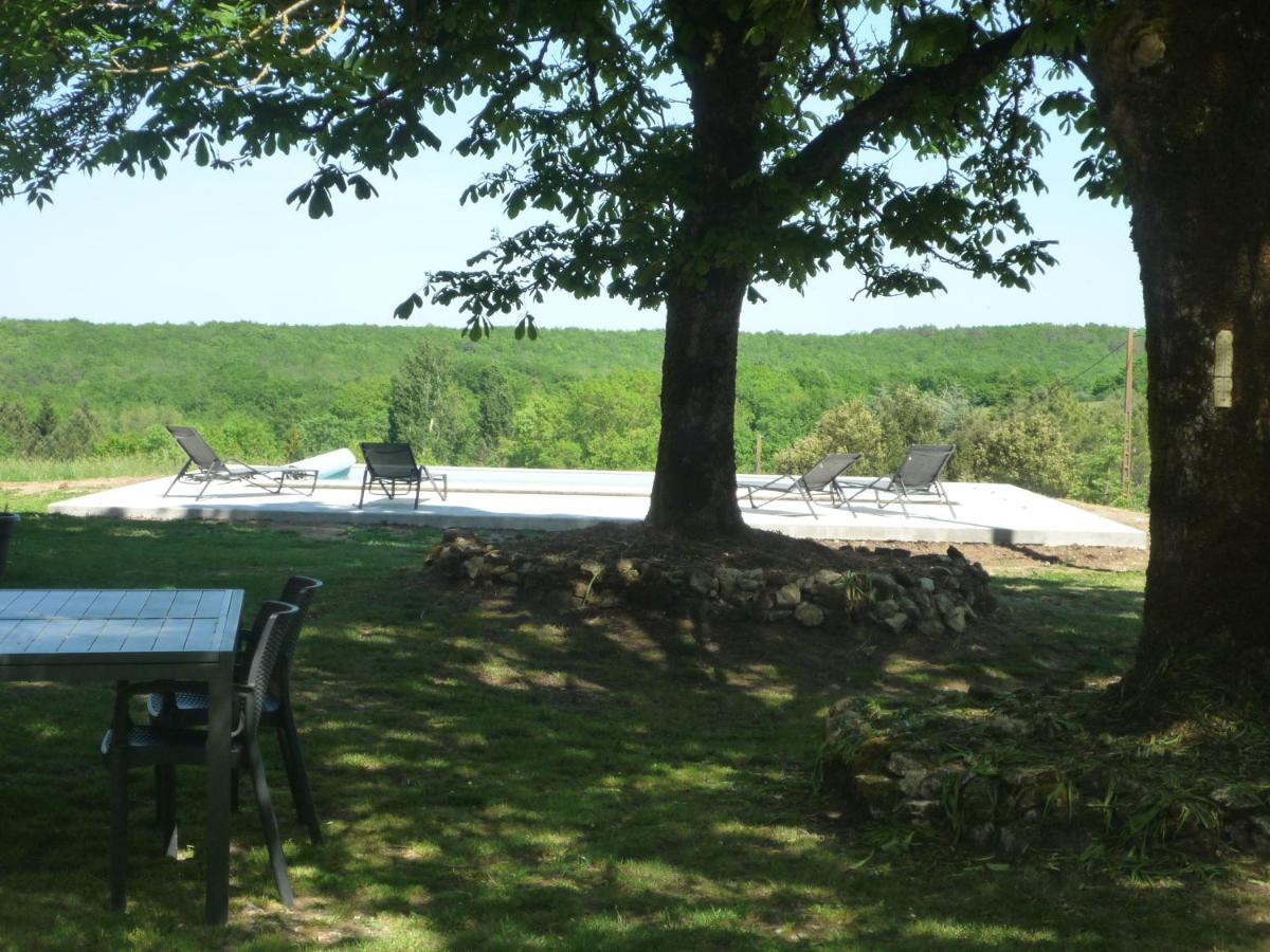 Pontours La Ferme De Bousserand מראה חיצוני תמונה