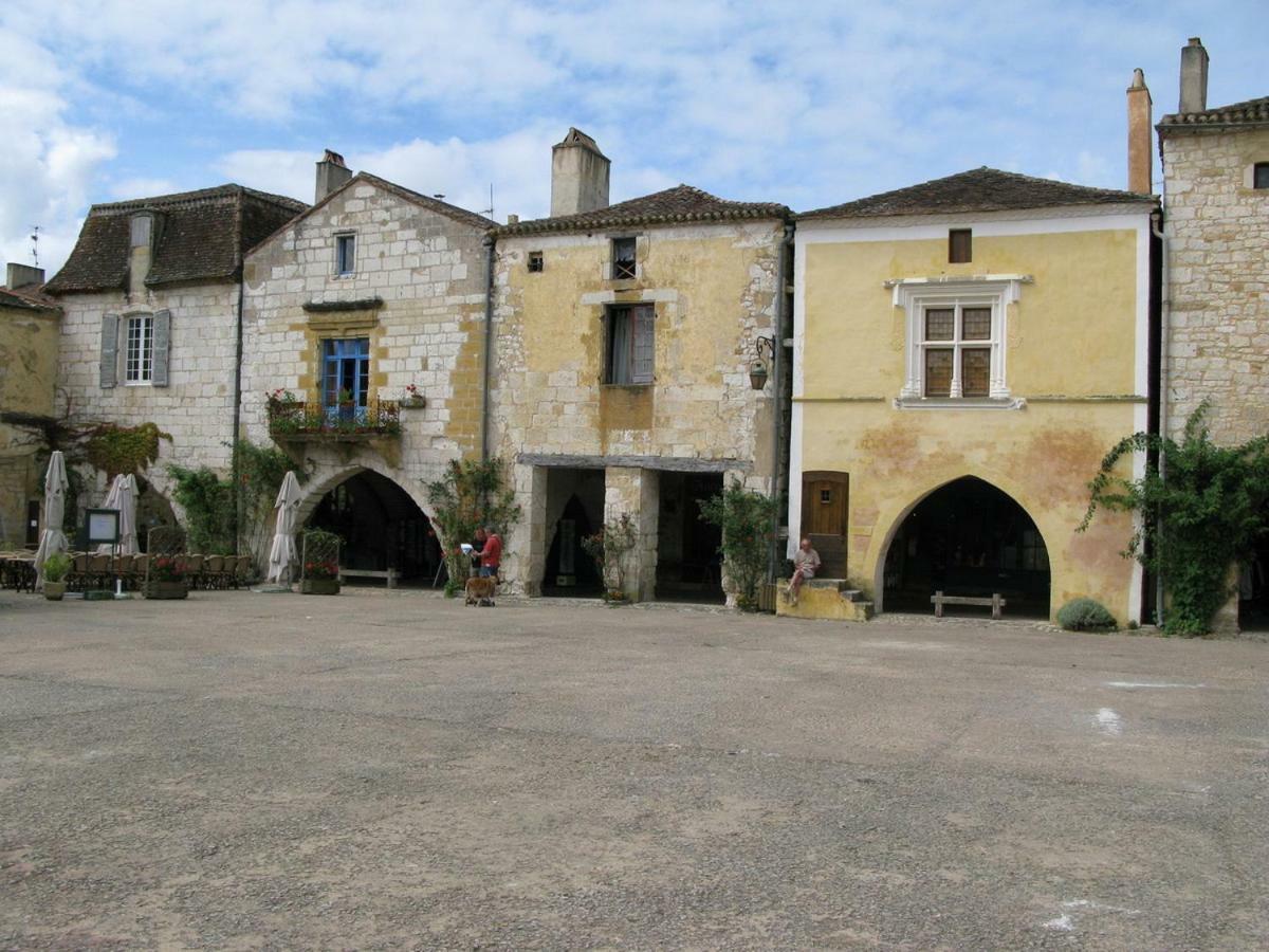 Pontours La Ferme De Bousserand מראה חיצוני תמונה