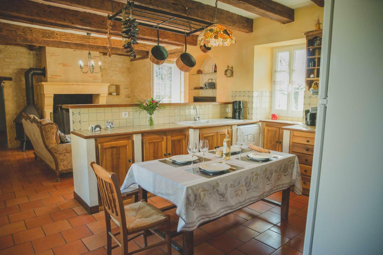 Pontours La Ferme De Bousserand מראה חיצוני תמונה