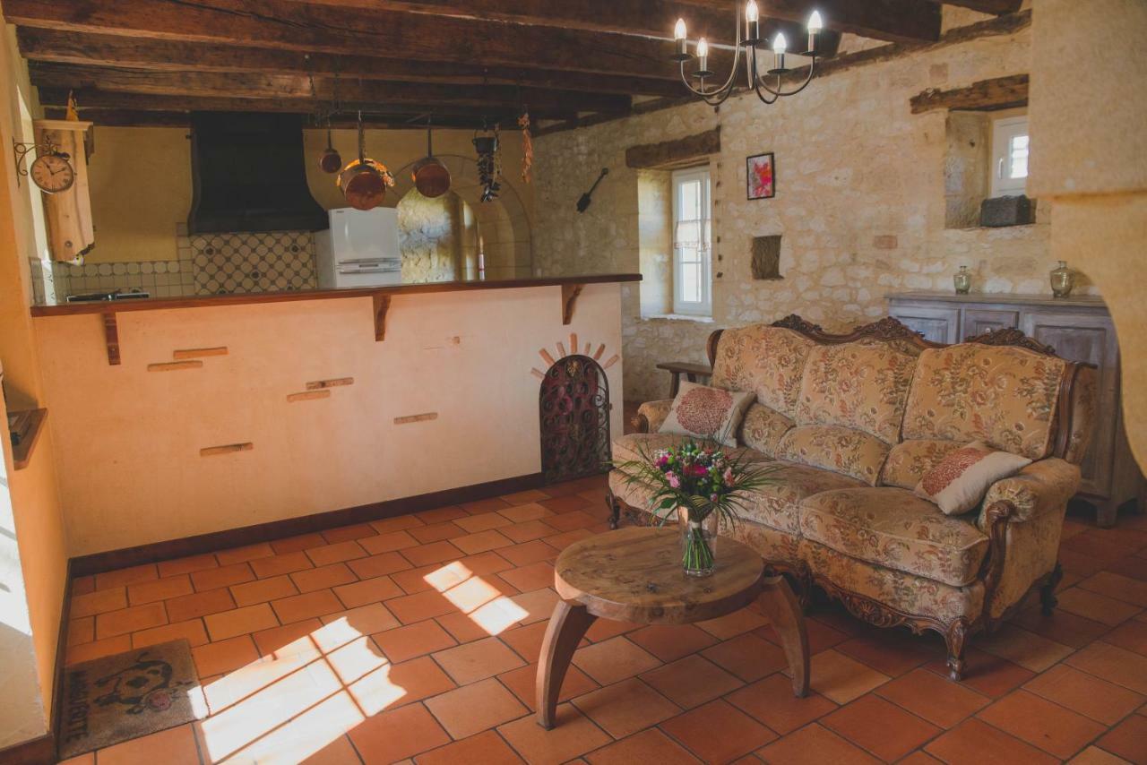 Pontours La Ferme De Bousserand מראה חיצוני תמונה